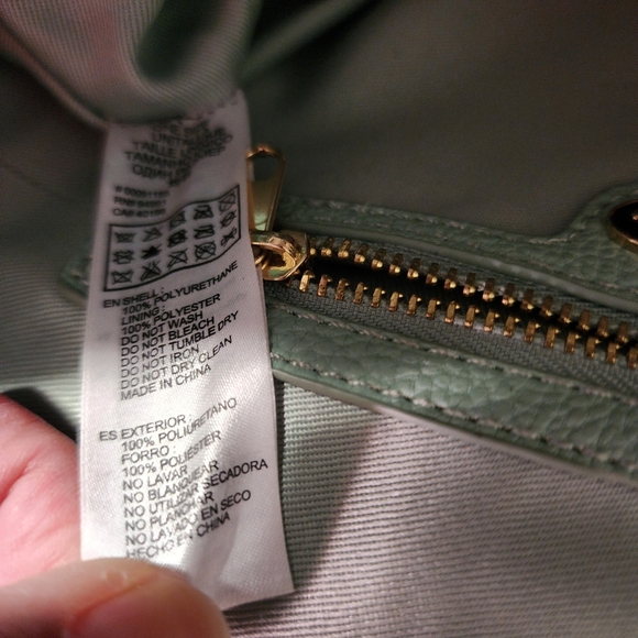 Forever 21 Quilted Mint Green Shoulder Bag with Gold Chain - Picture 7 of 16